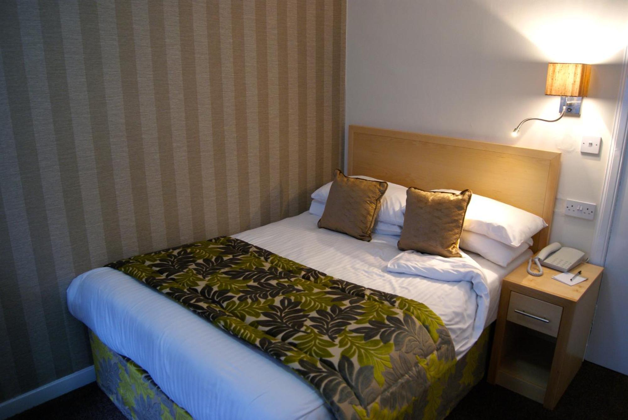 Selkirk Arms Hotel Kirkcudbright Ruang foto