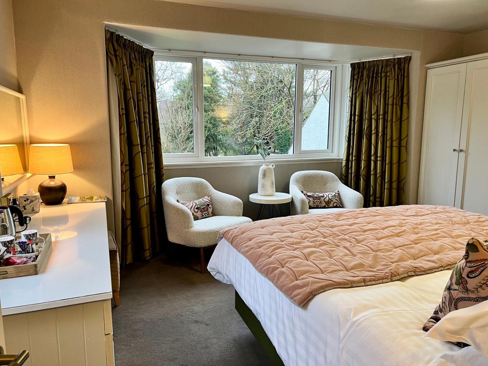 Selkirk Arms Hotel Kirkcudbright Bagian luar foto